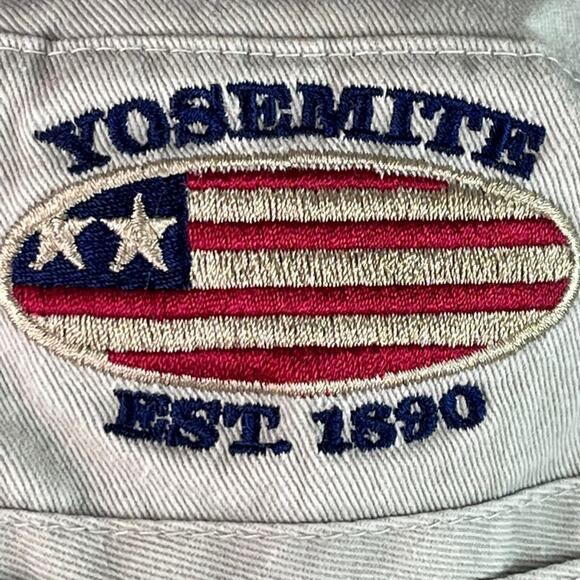 Yosemite Bucket Hat Size Medium Cotton Khaki Embroidered Casual Outdoors - Picture 2 of 7